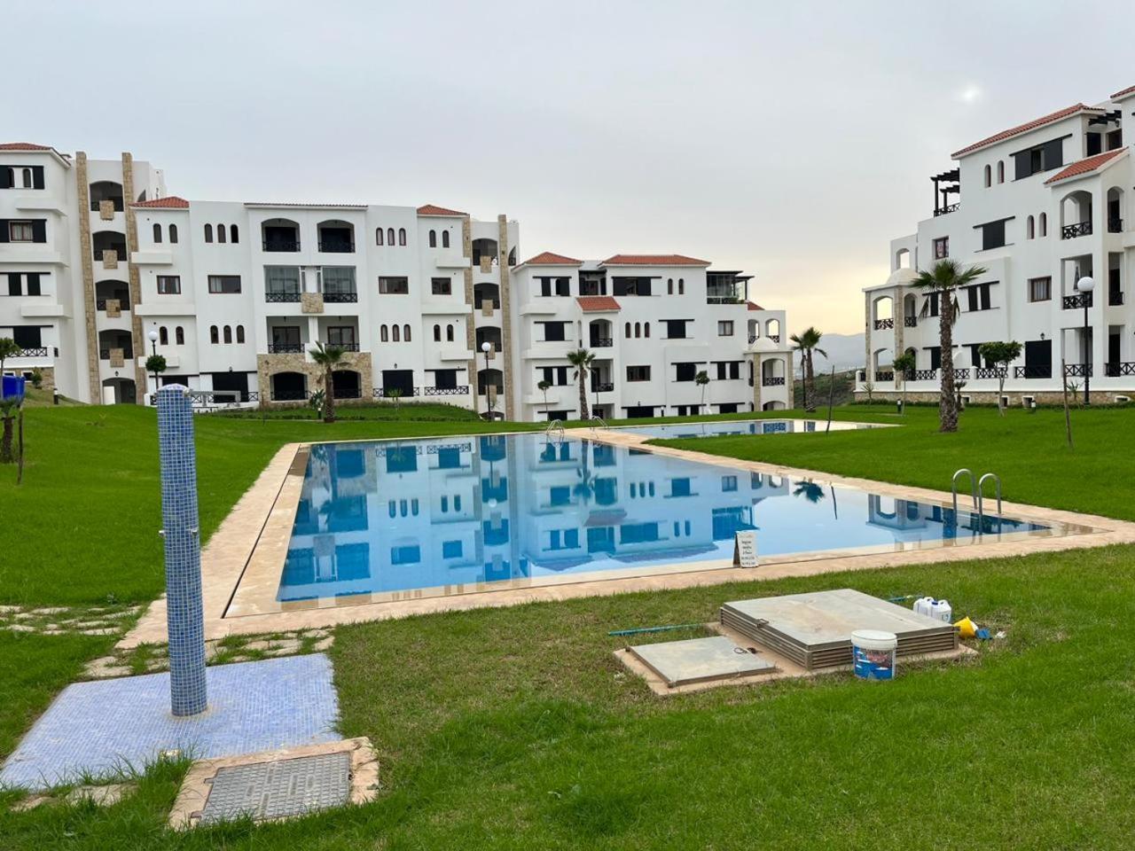 Lilac'S Garden Vue Piscine M'Diq Oda fotoğraf